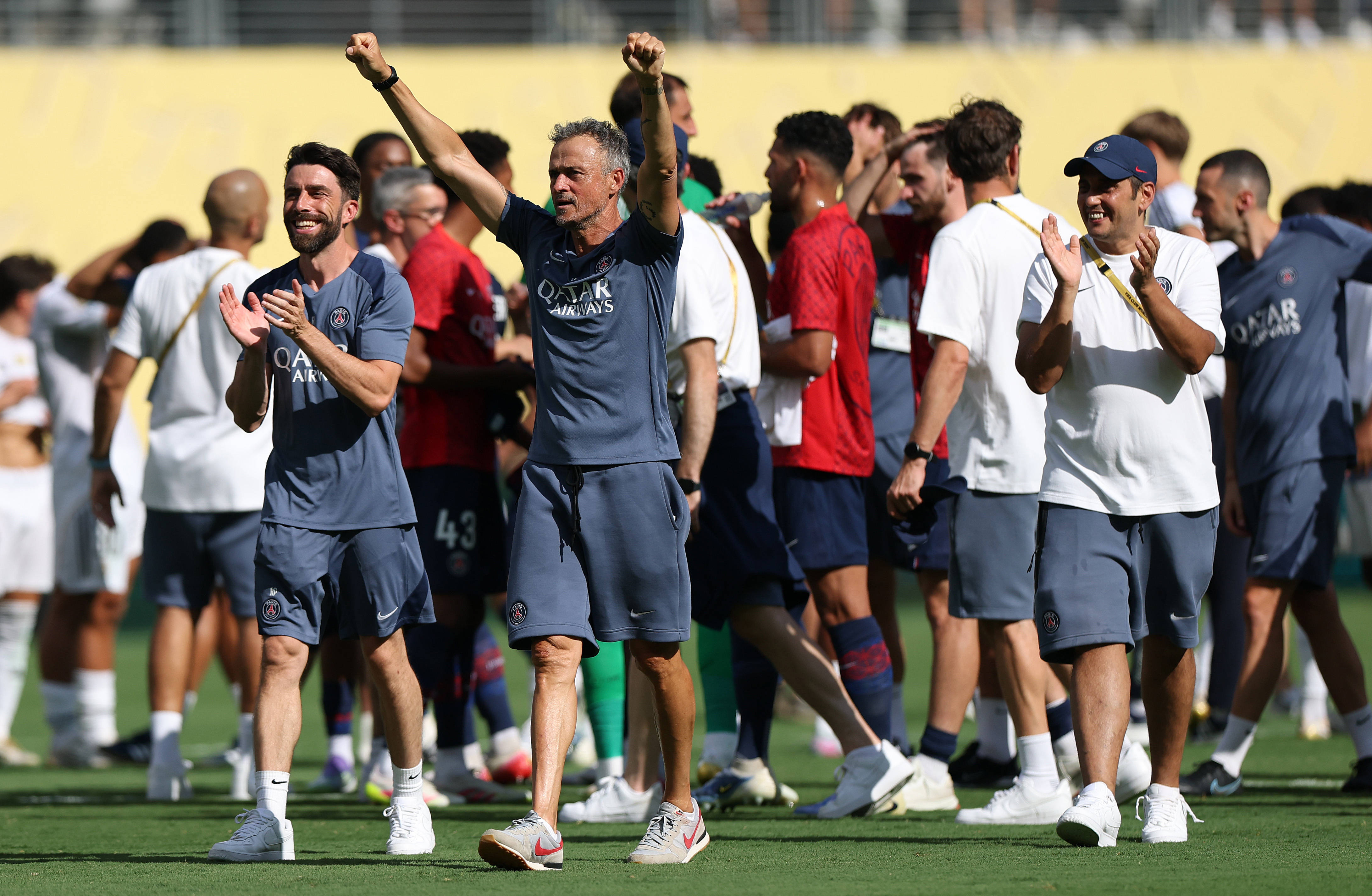 集结日巴黎圣日耳曼备战足总杯，回应争议细节曝光，引发热议，控场能力受关注的简单介绍